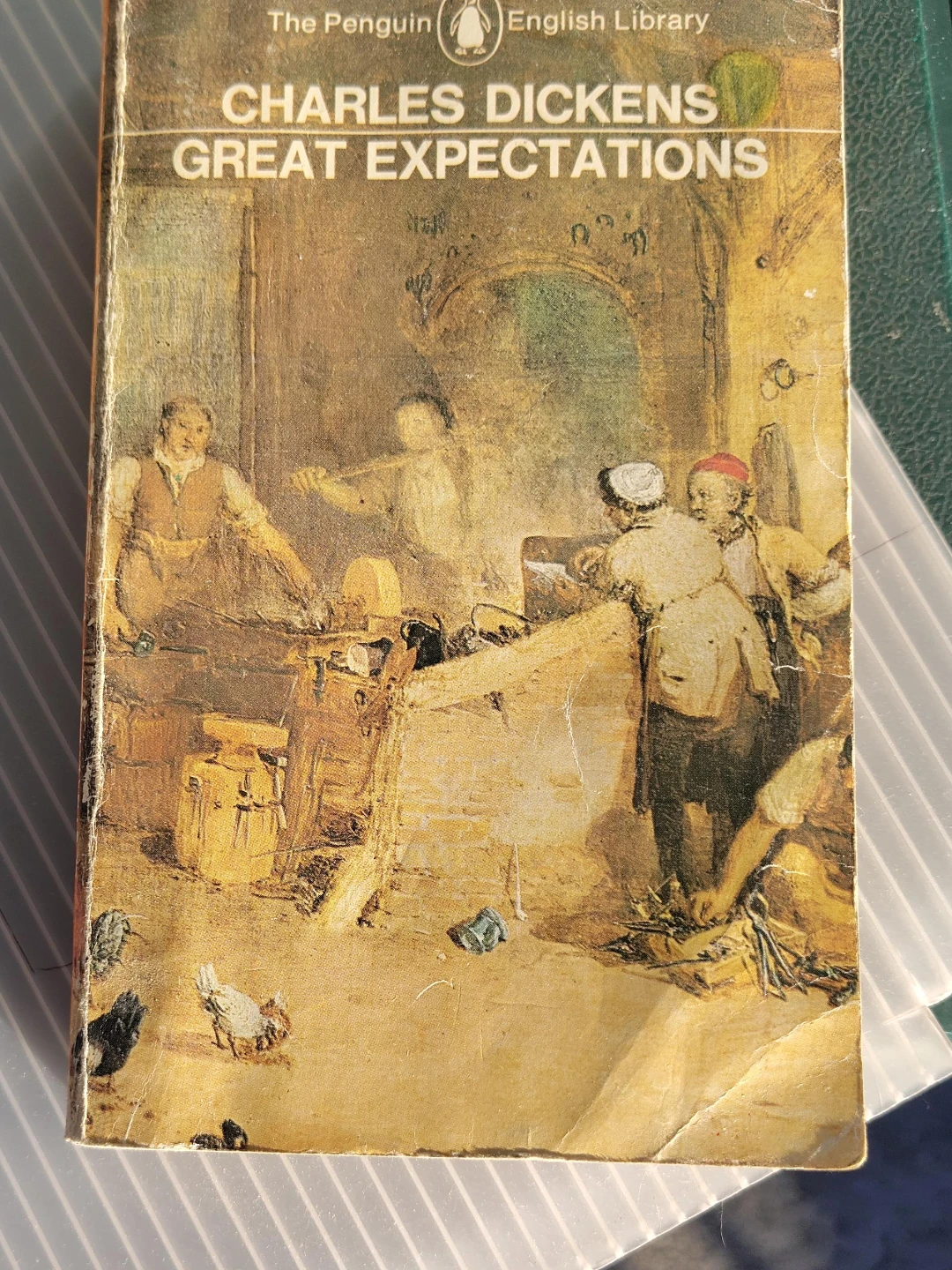 Great Expectations by Charles Dickens (Penguin English Library)