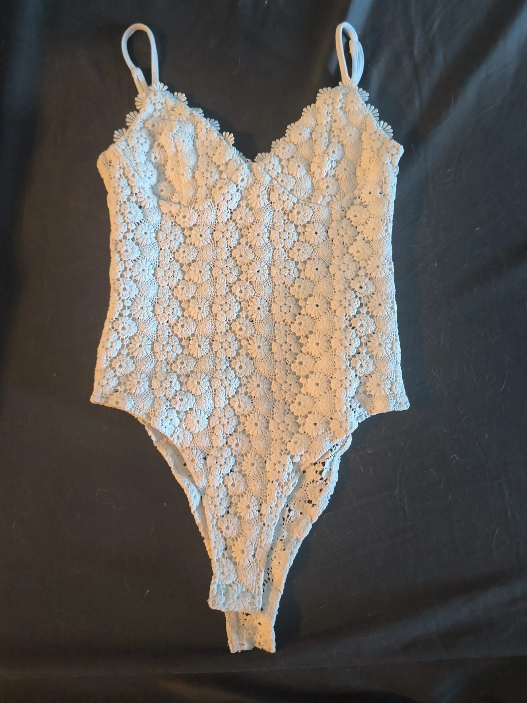 White lace crochet bodysuit