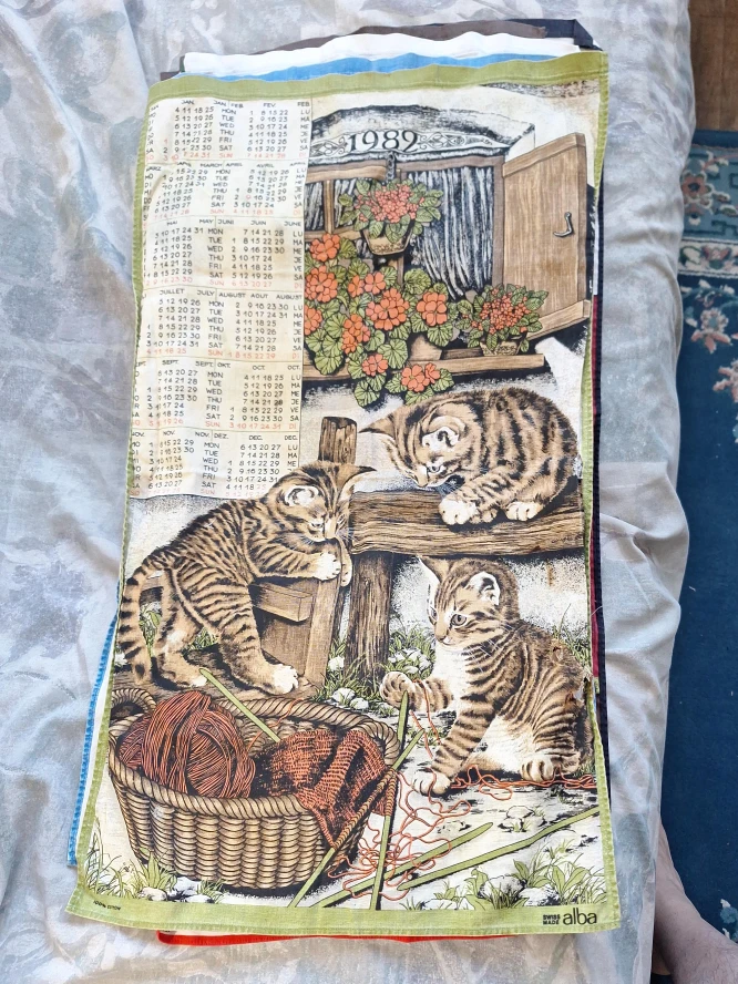 Vintage 1982 Alba Cat Calendar Kitchen Towel