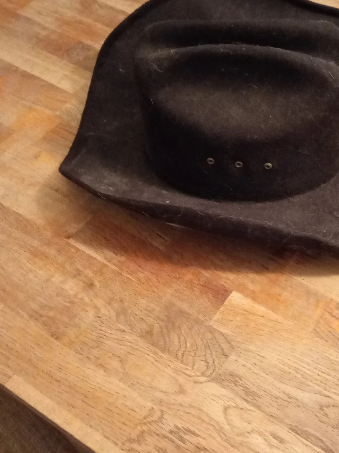 Black Felt Cowboy Hat