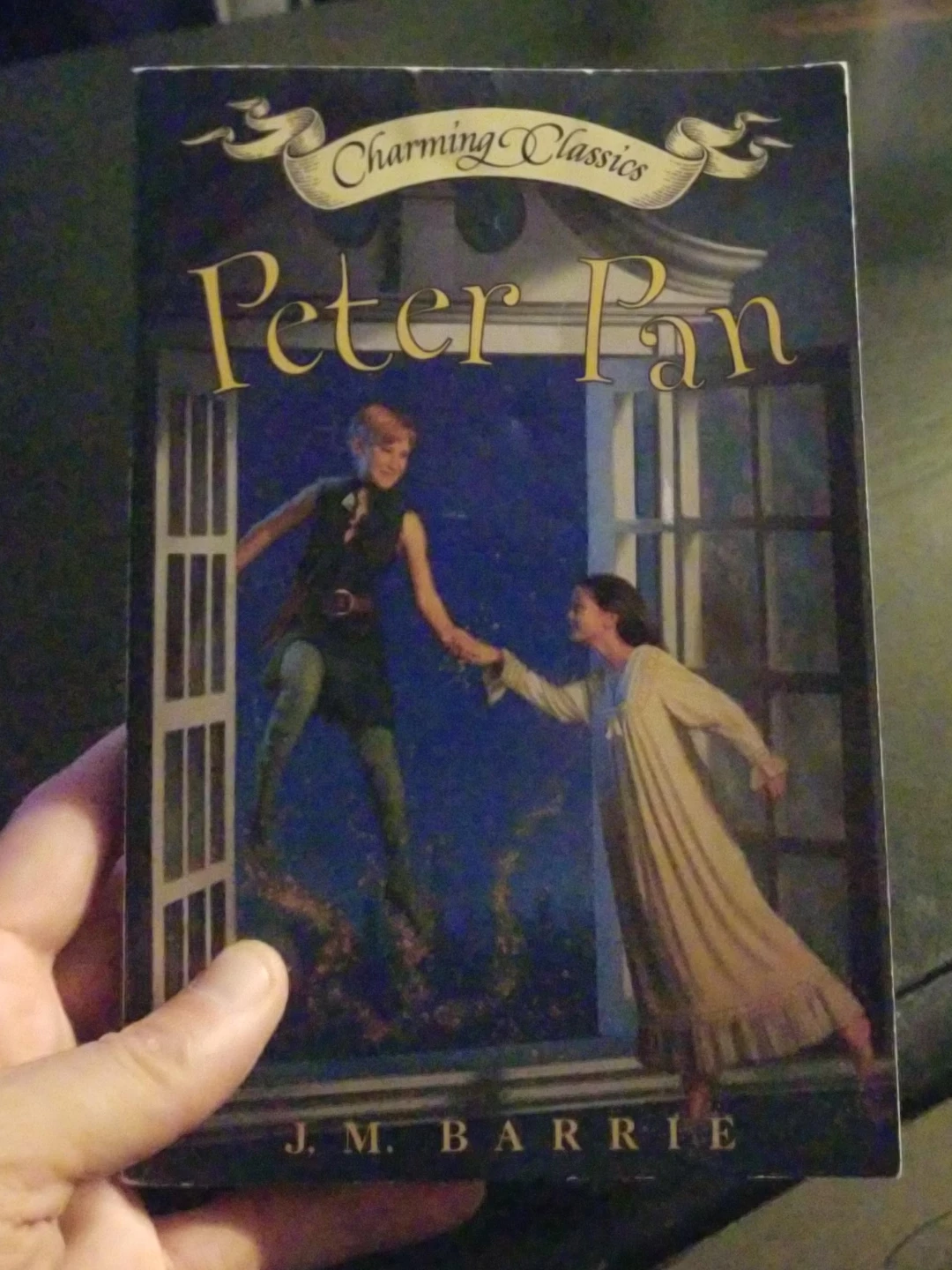 Peter Pan - Charming Classics by J.M. Barrie