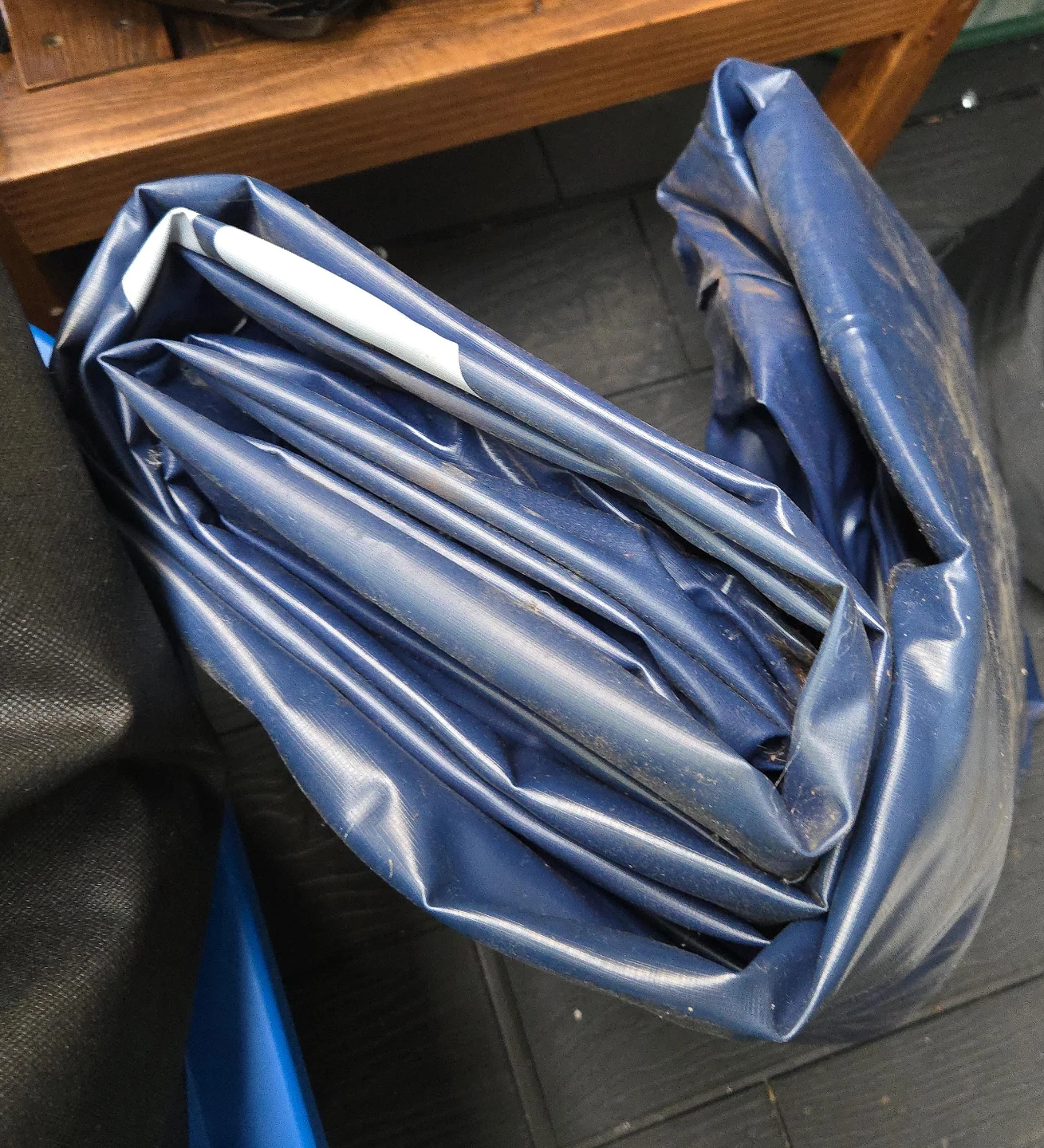 Blue Plastic air Doble bed