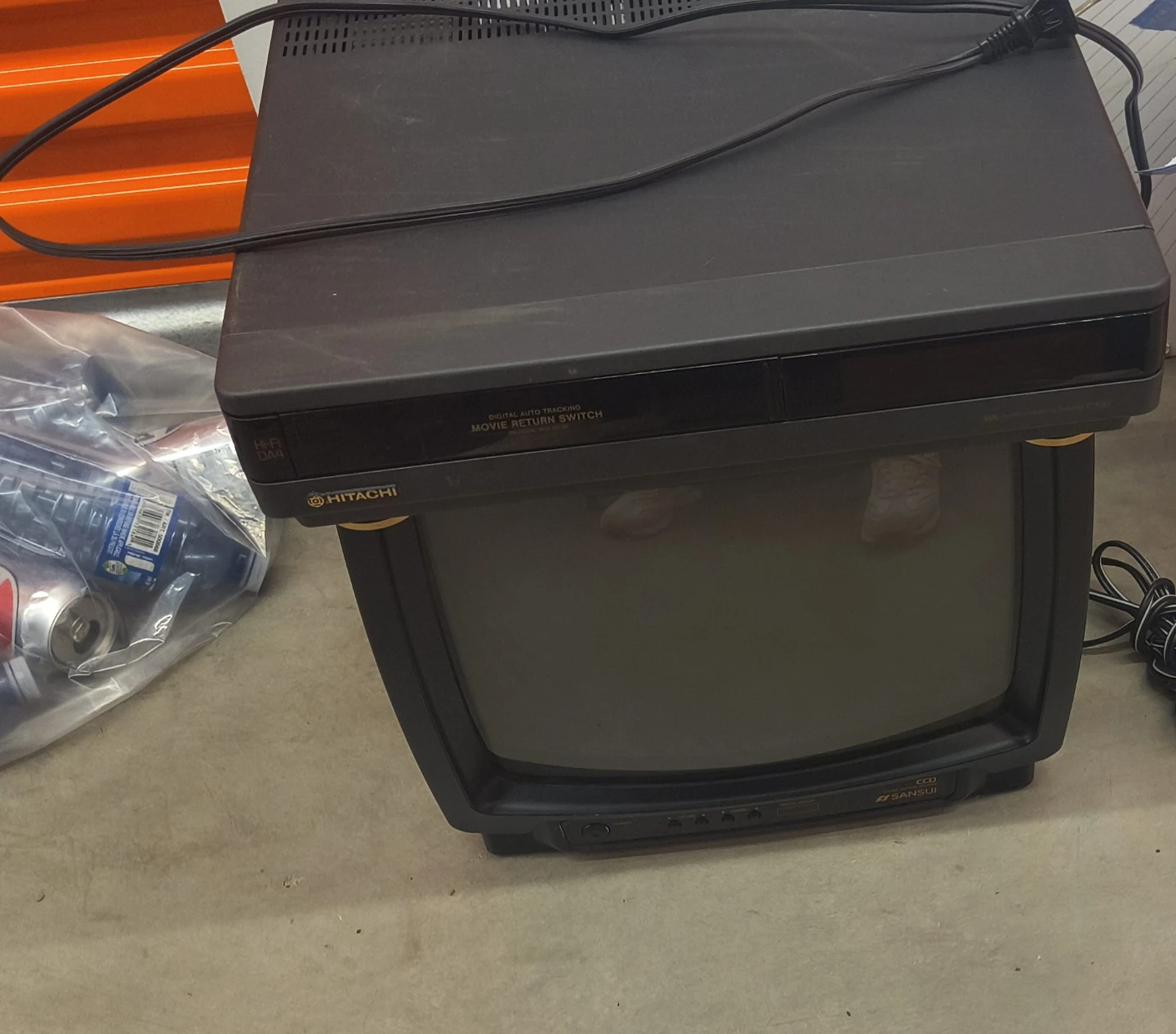 Sansui TVM1300C 13-inch CRT Television