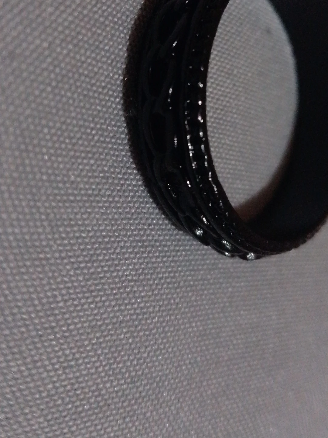 Black patterned fashion ring