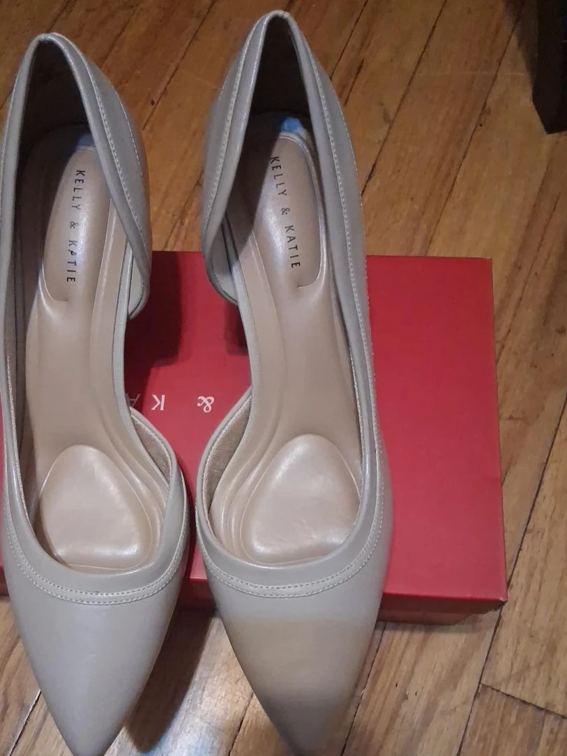 Kelly & Katie Beige Heels