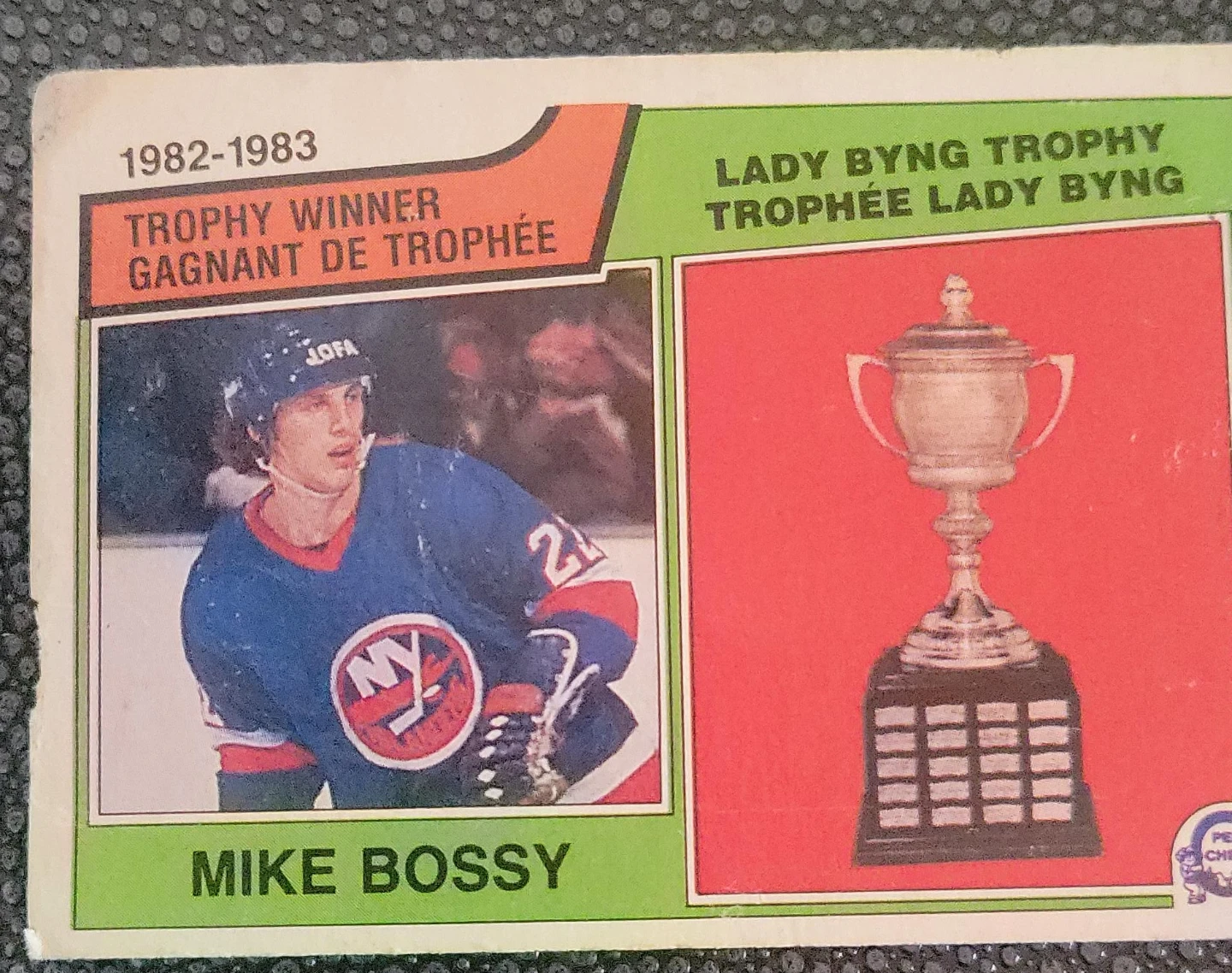 1982-1983 Mike Bossy Lady Byng Trophy Hockey Card