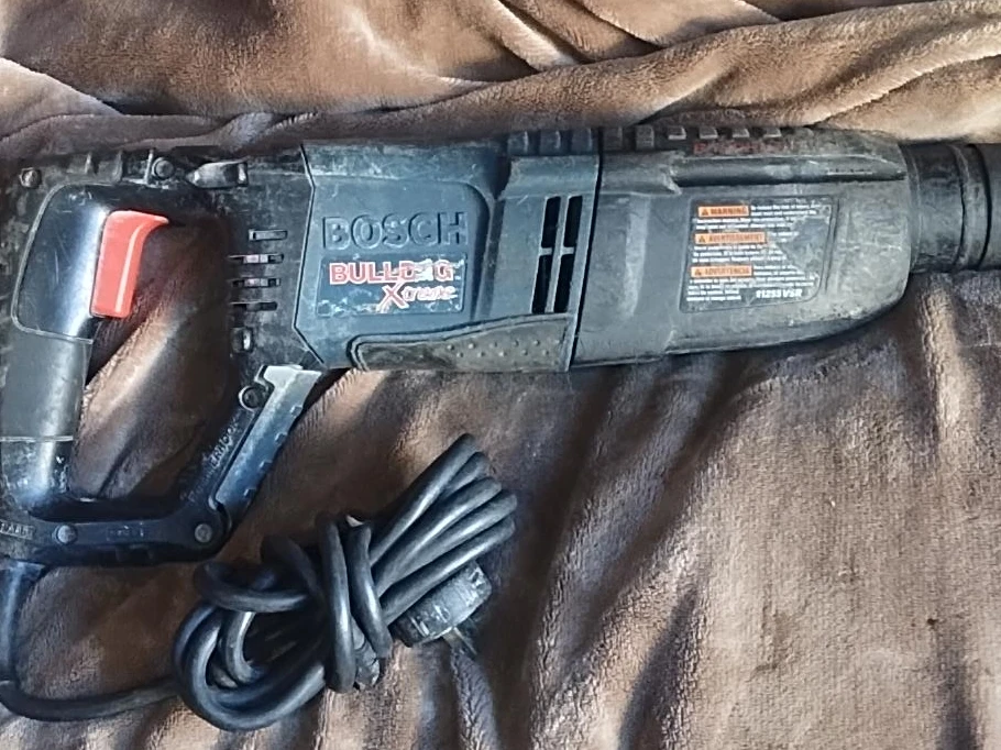 Bosch Bulldog Xtreme 11255VSR Rotary Hammer
