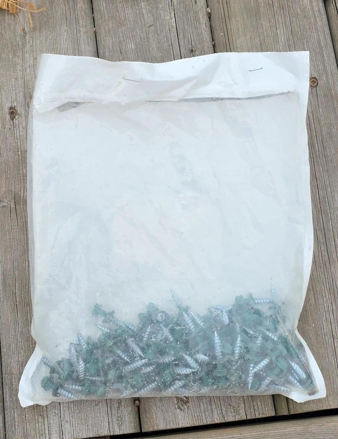 Green Metal Deck Screws