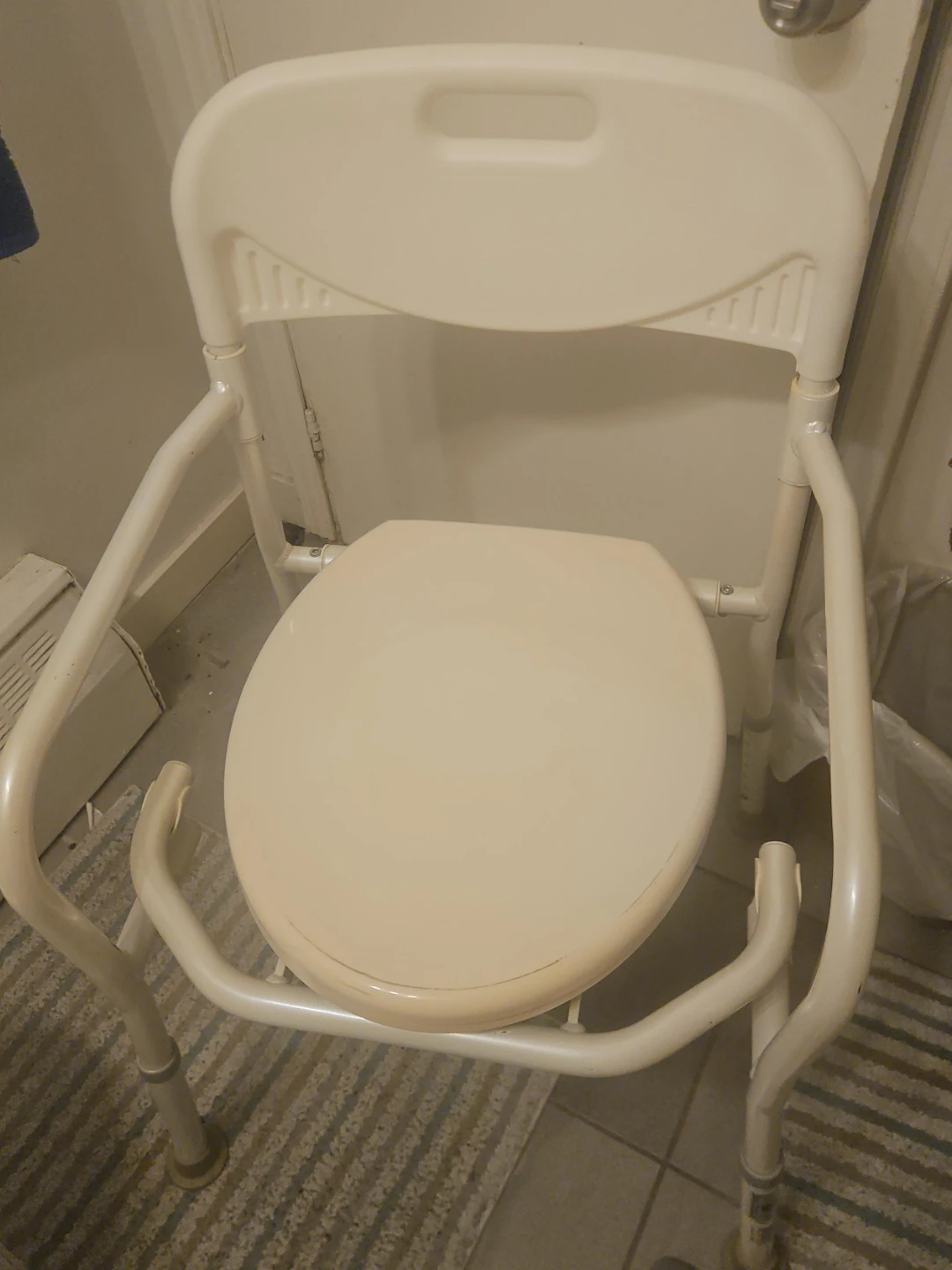 Folding Toilet Safety Rail and Commode Chair