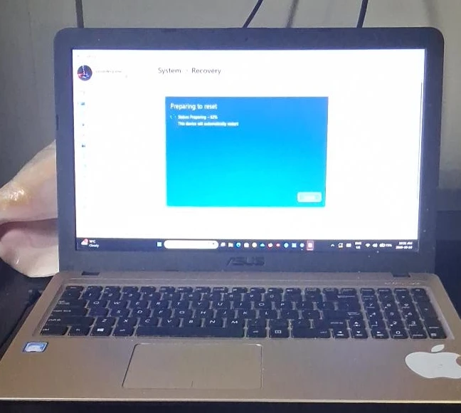 ASUS Laptop