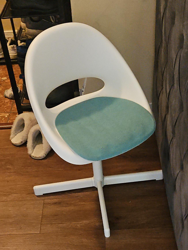 IKEA ÖRFJÄLL swivel chair