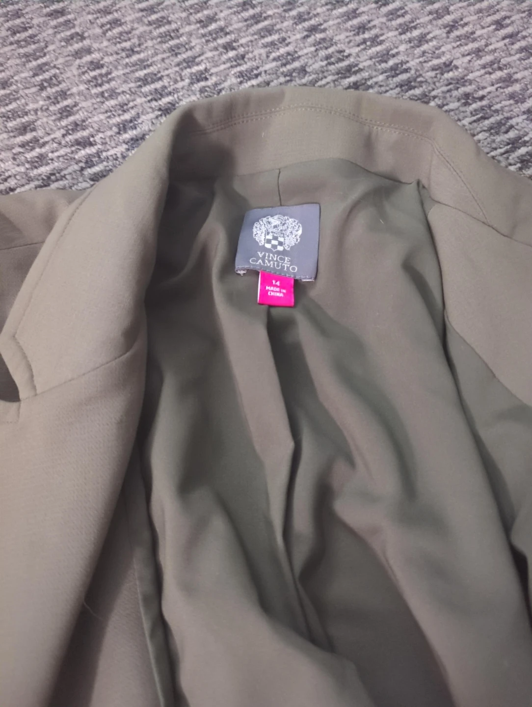 Vince Camuto Olive Blazer Size 14
