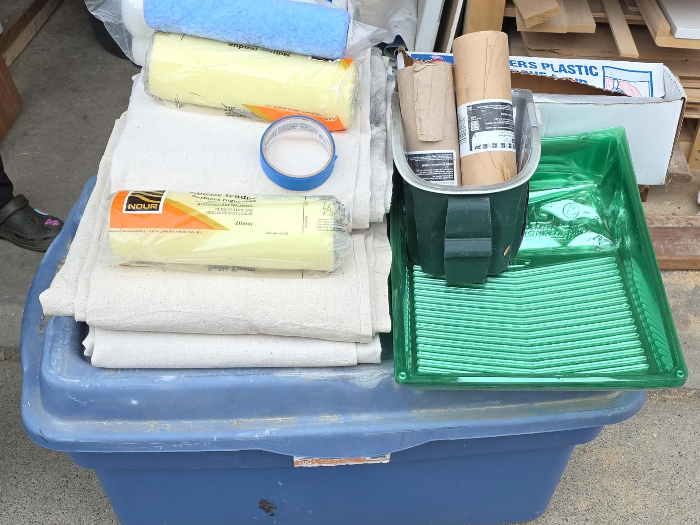 Painting supplies bundle