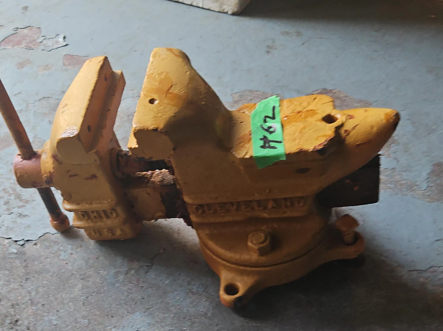 Cleveland Ohio USA bench vise