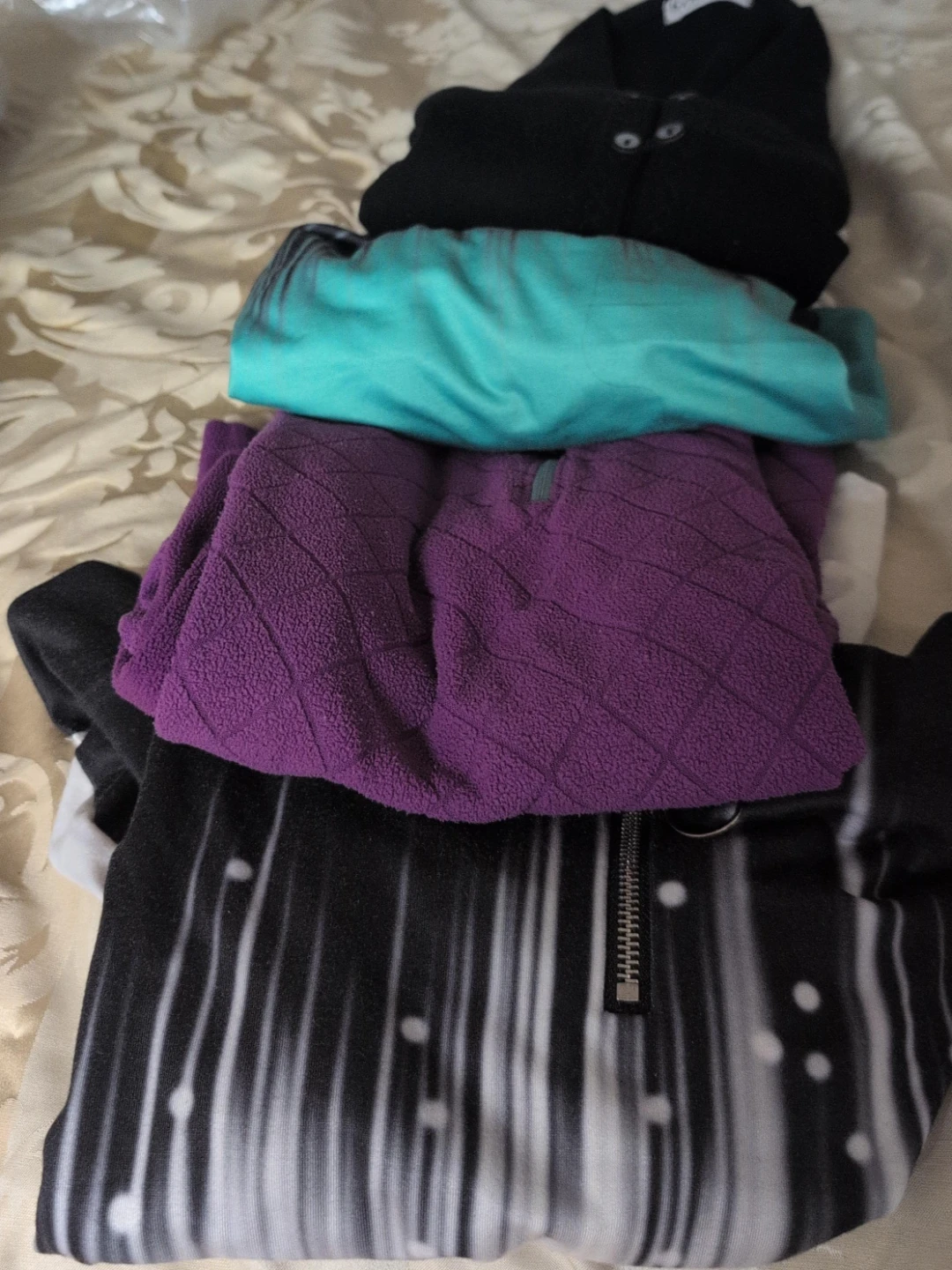 Lot of 4 Sportswear Tops