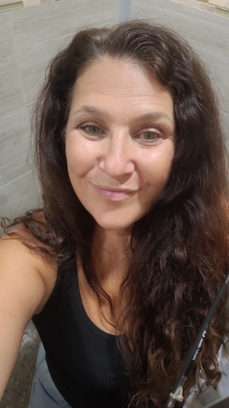 Silvana Dinevski profile