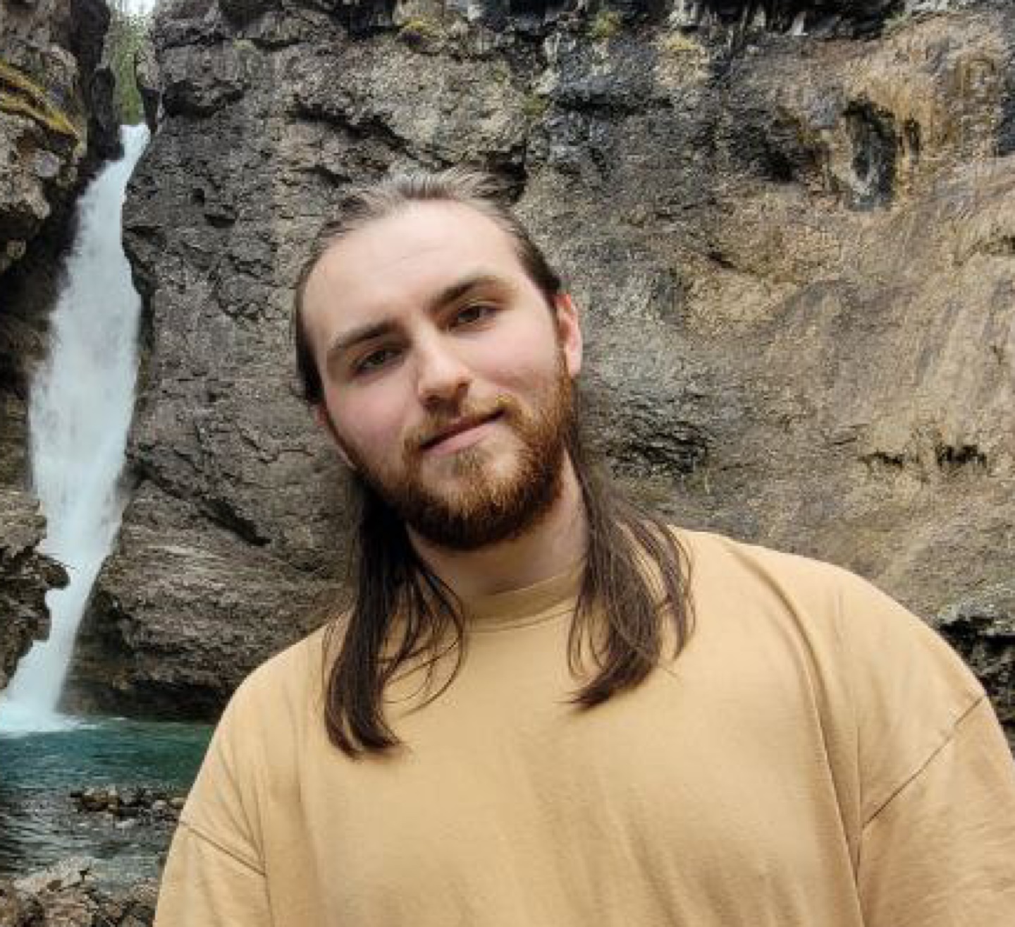 Daniel profile