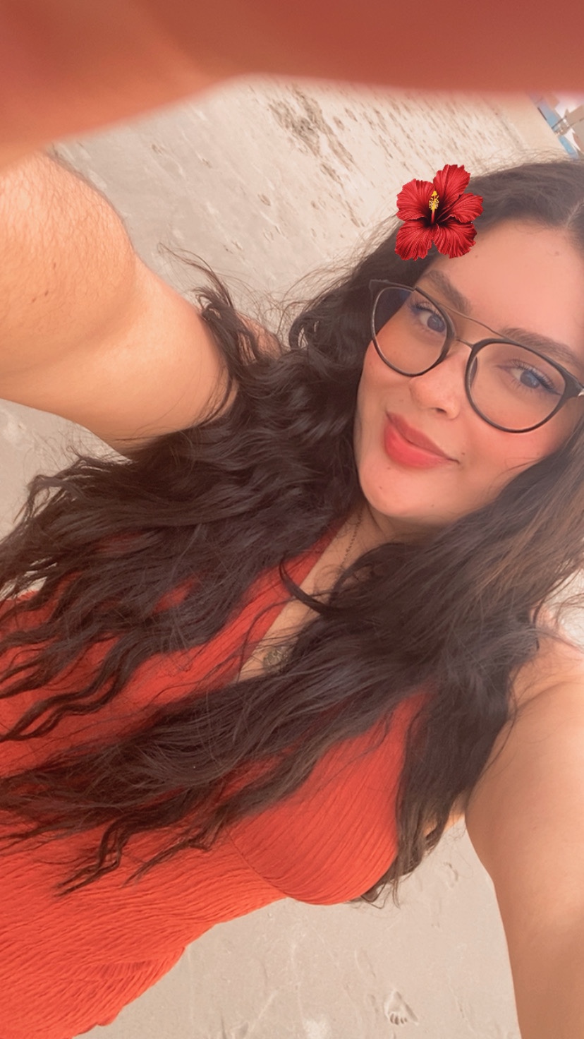 Laura Suarez profile