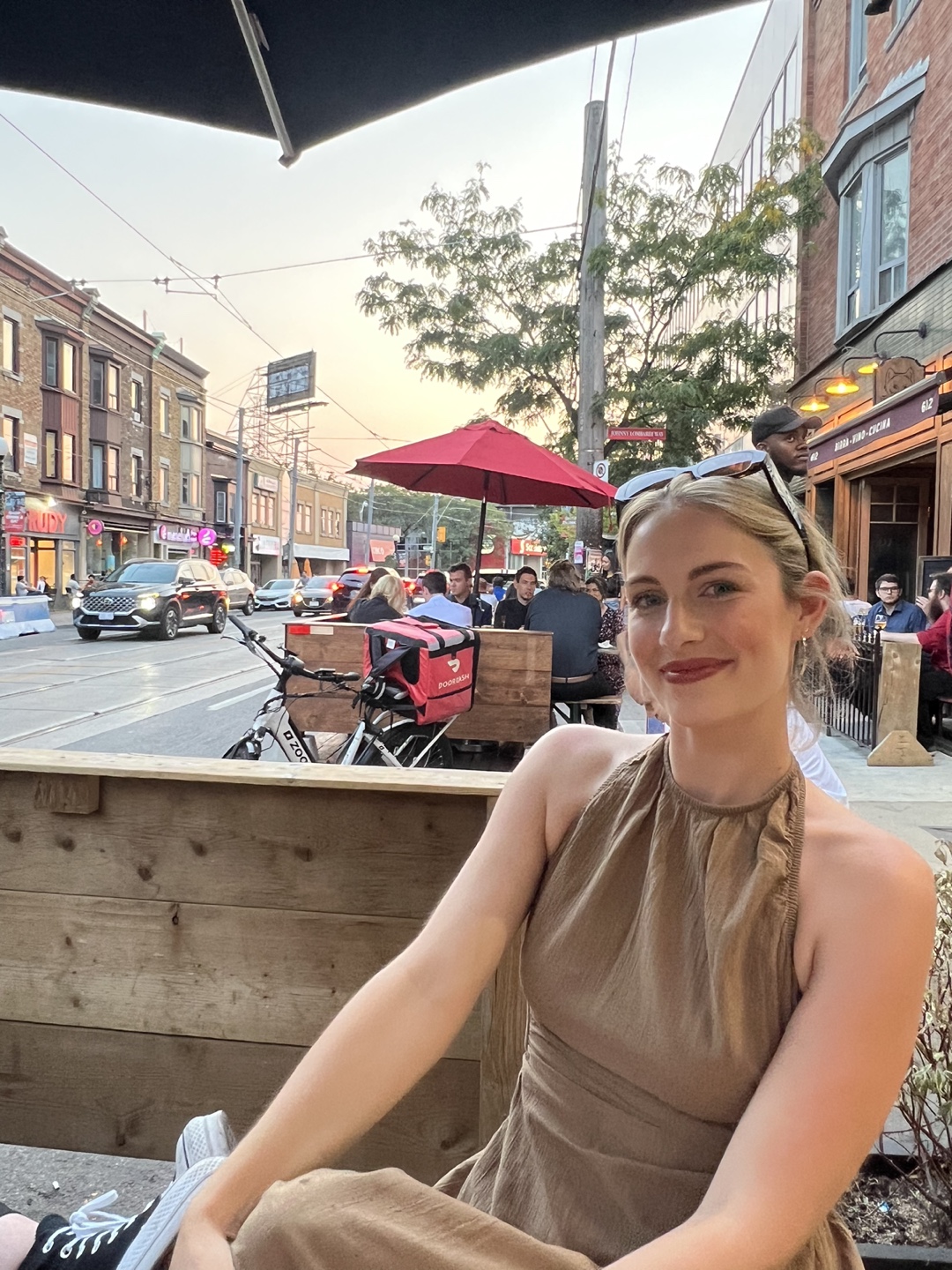 Laura profile