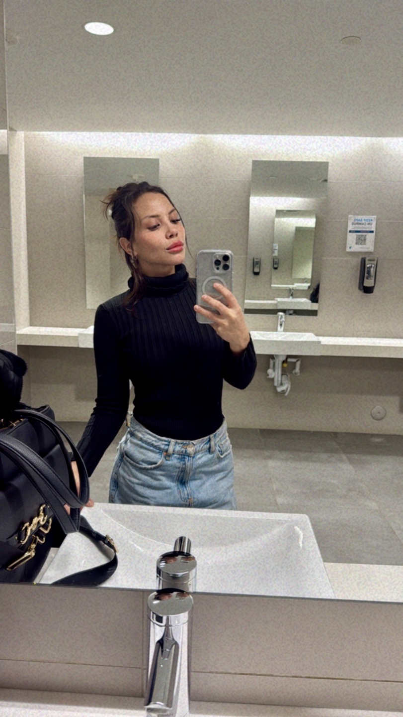Yom Lecone profile