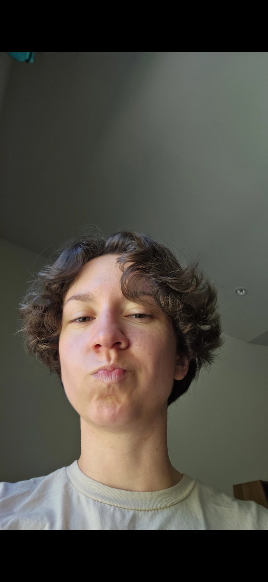 Lilyan profile