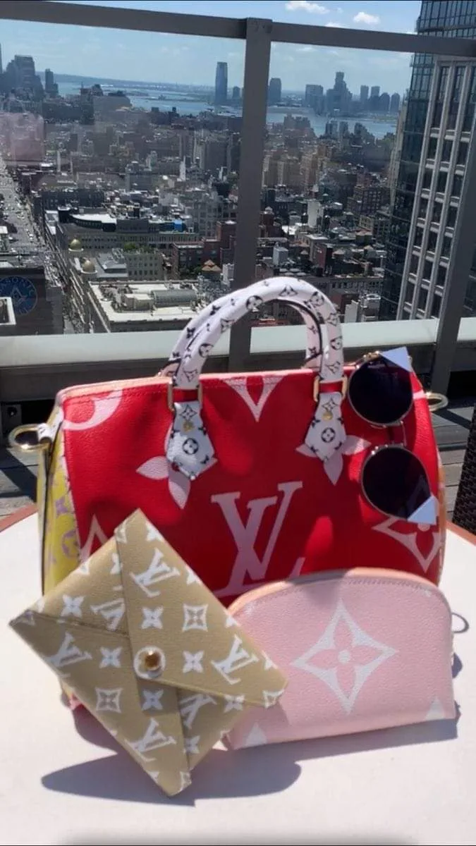 Kee Kees Kloset profile