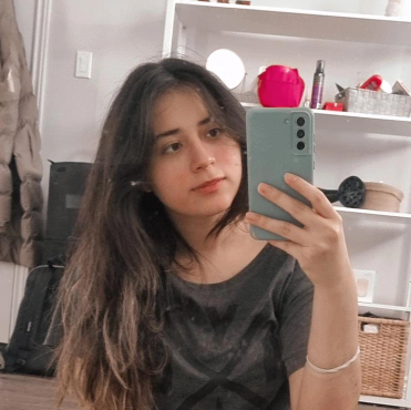 Luciana profile