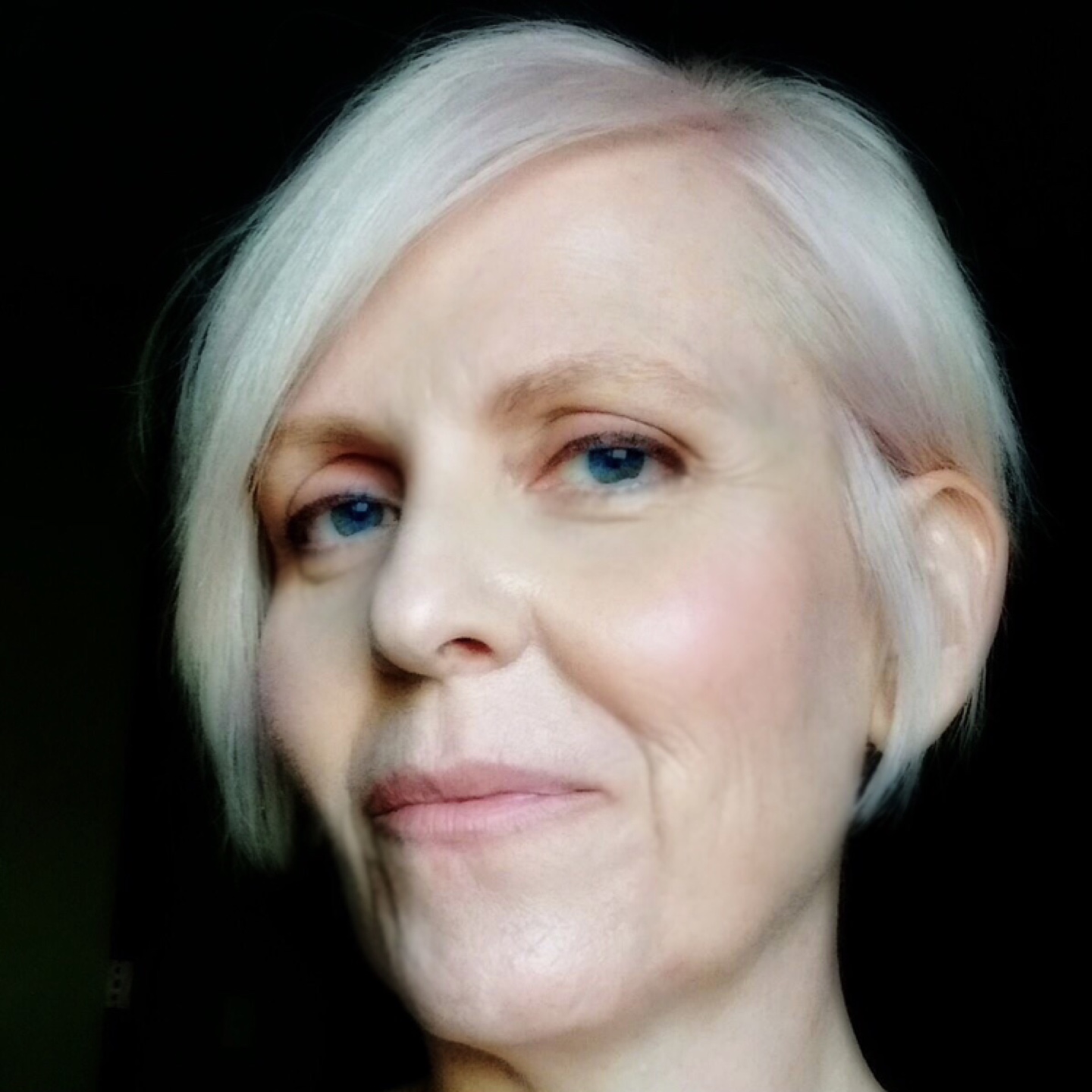 Lori profile