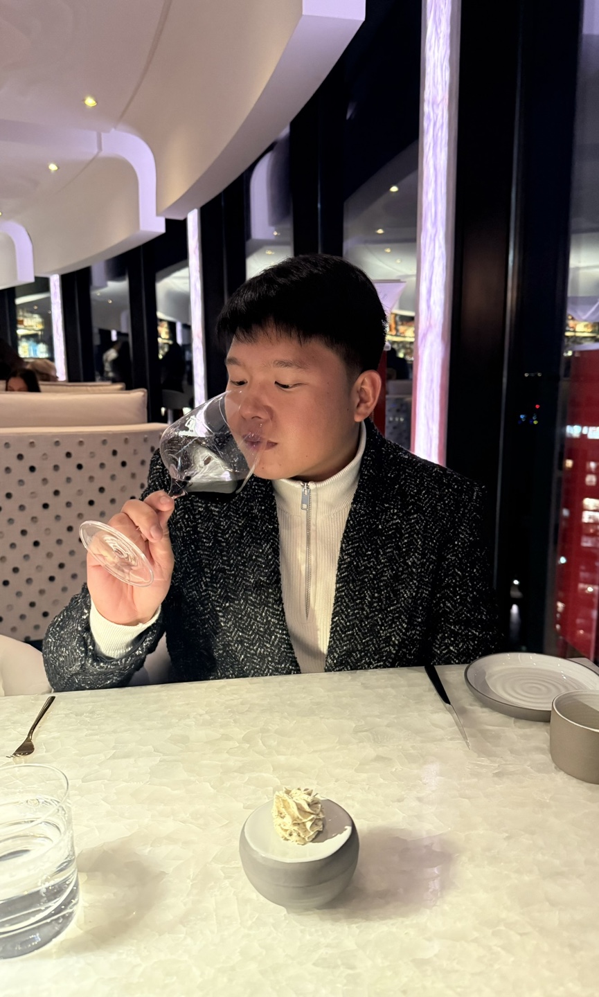 John Demition profile