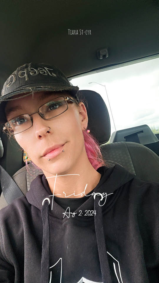 Tiara profile