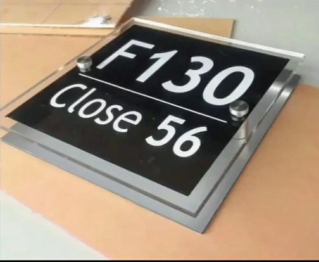 Custom House Number profile