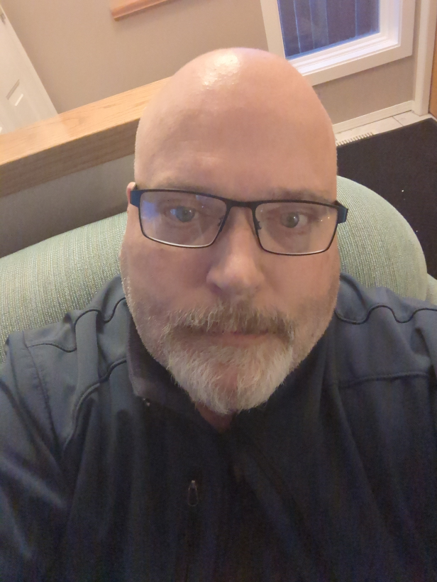 Sean Armstrong profile