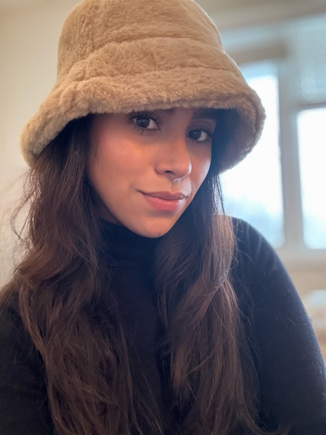 Laura V profile
