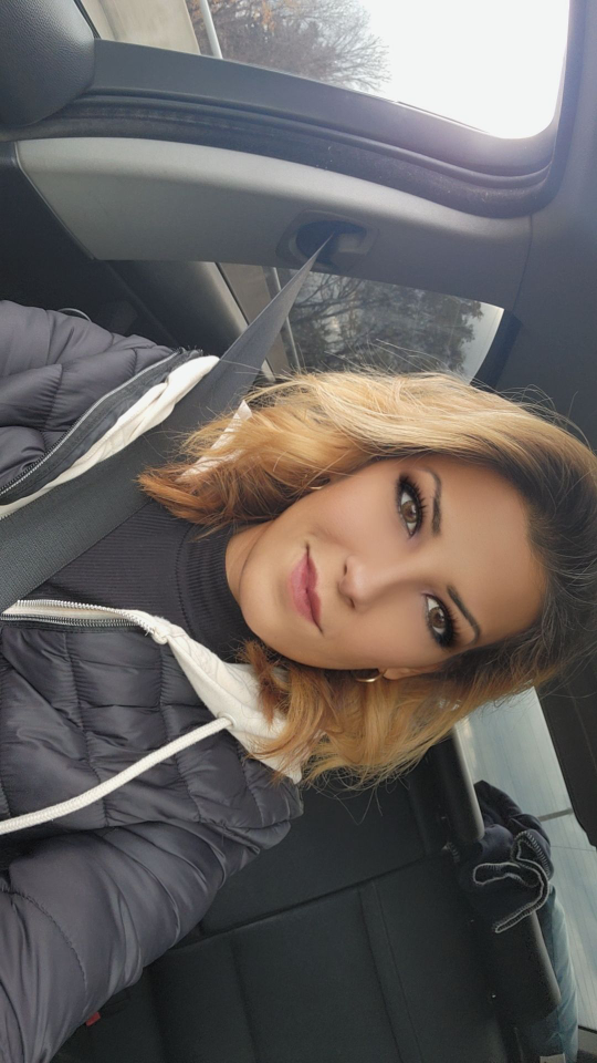 Daniela profile