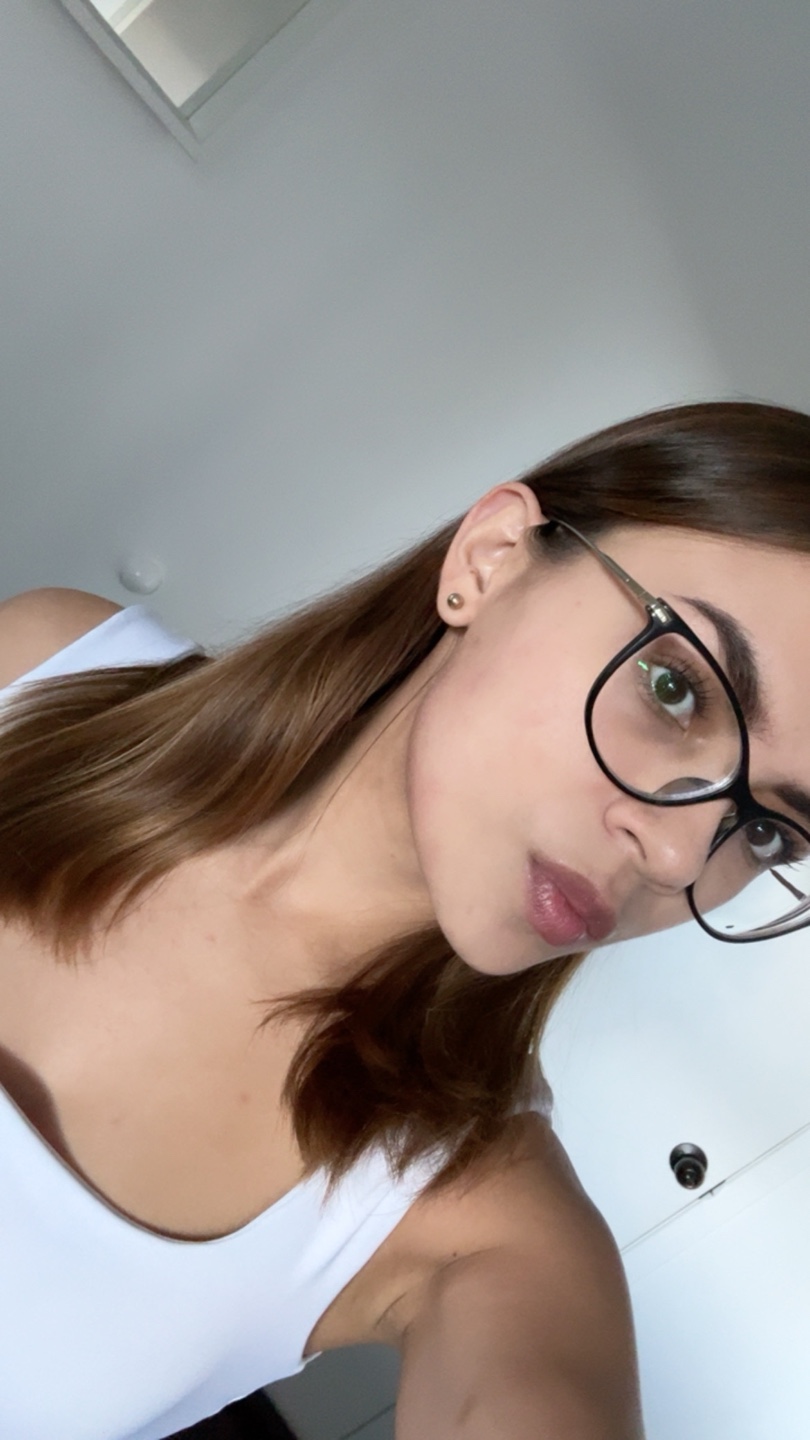 Camila Montanez profile