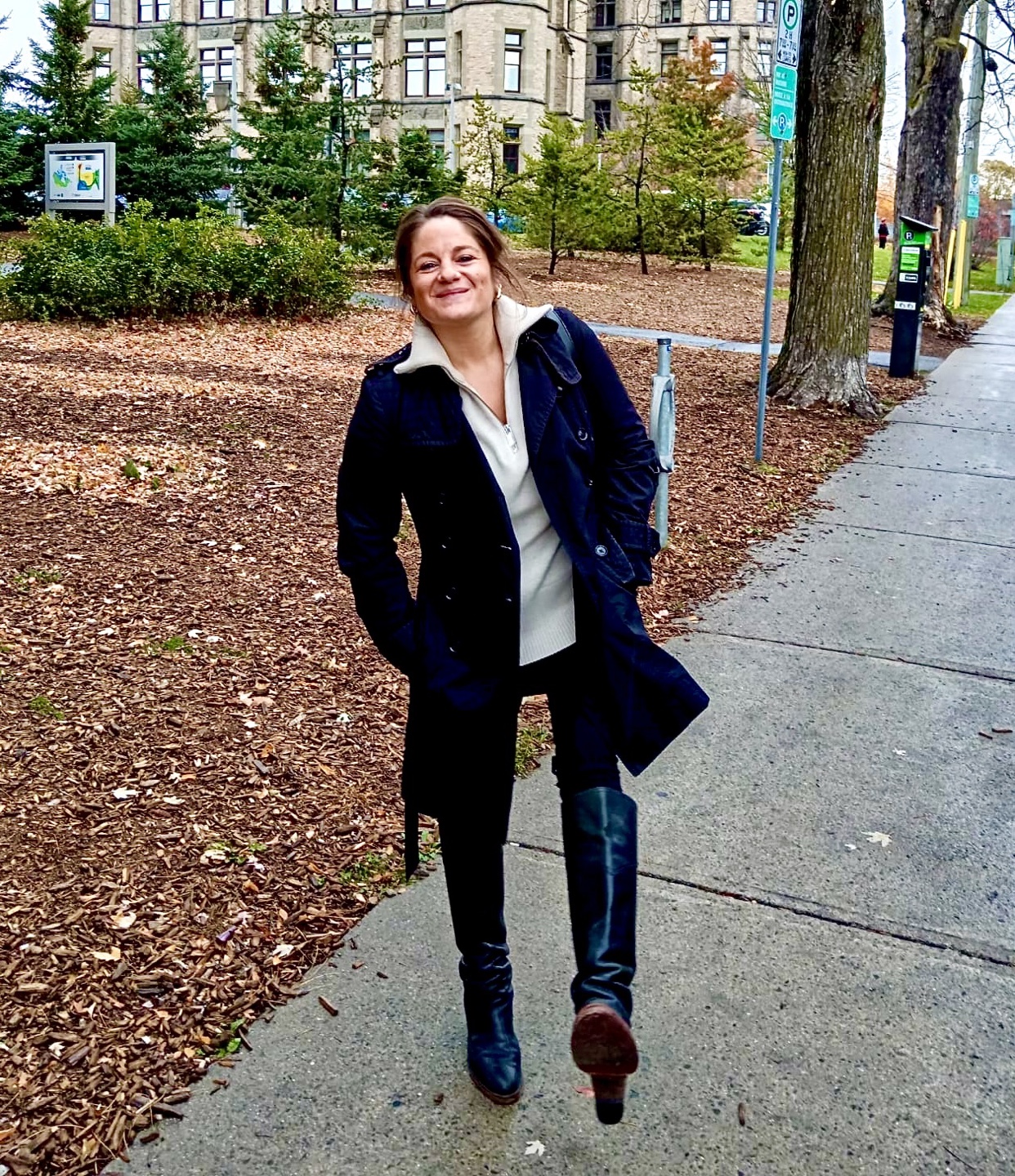 Lydia Otiniano profile