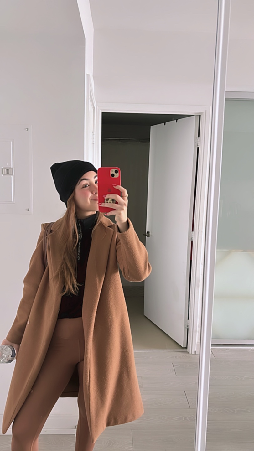 Paola Castell profile