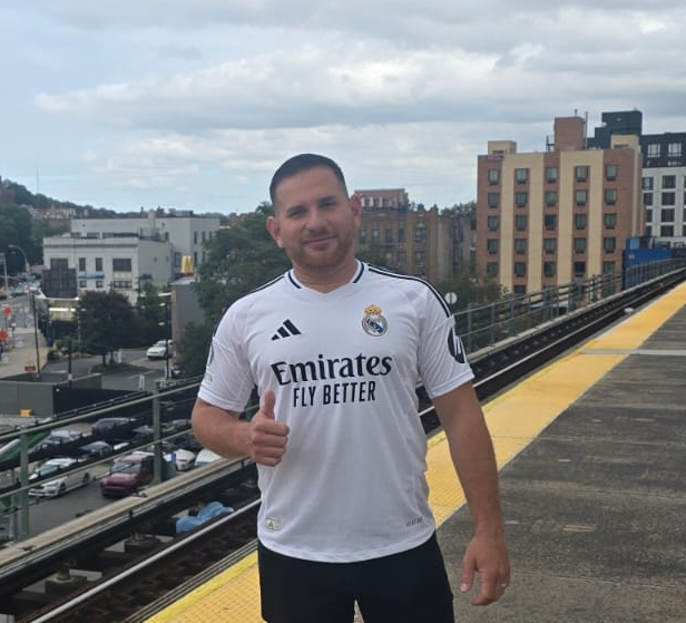 Ricardo Herrera profile