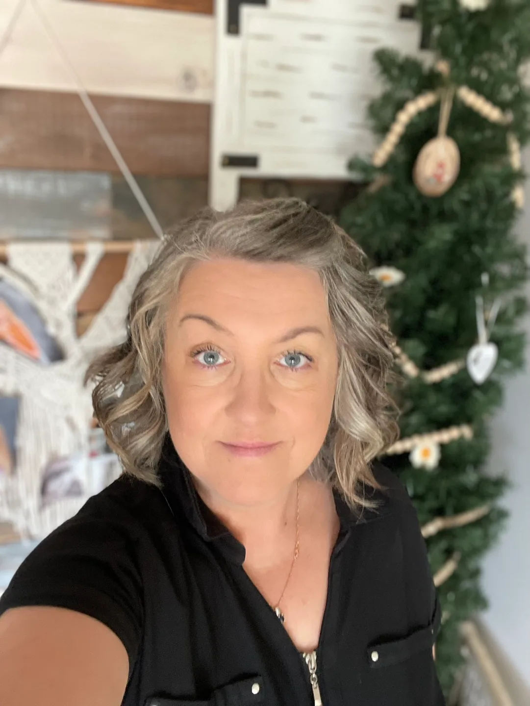 Shop with Lori Ann profile