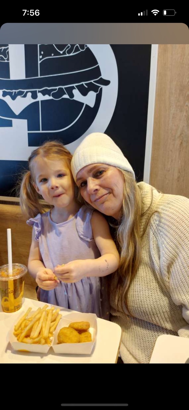 Michelle Neufeld profile