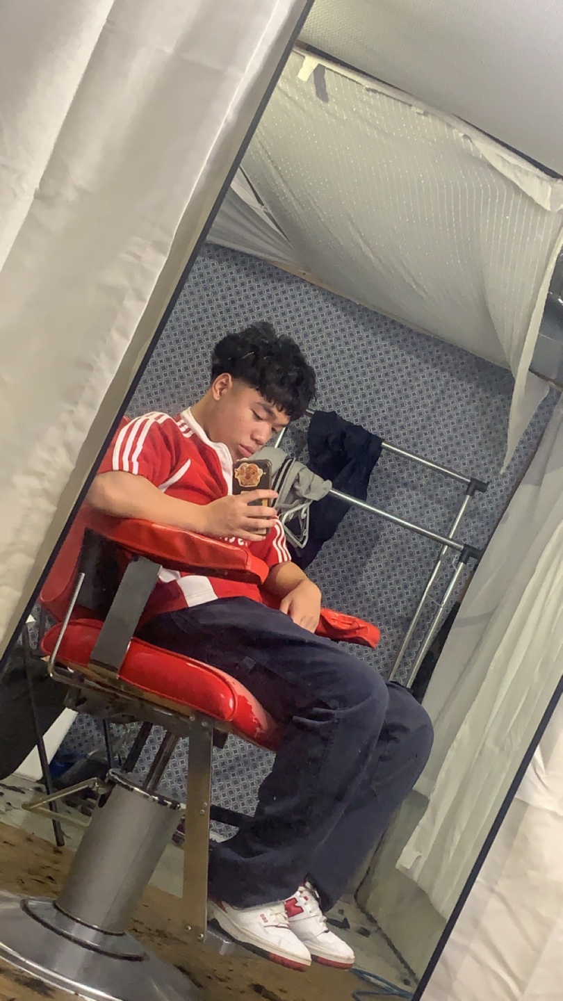 Ian profile