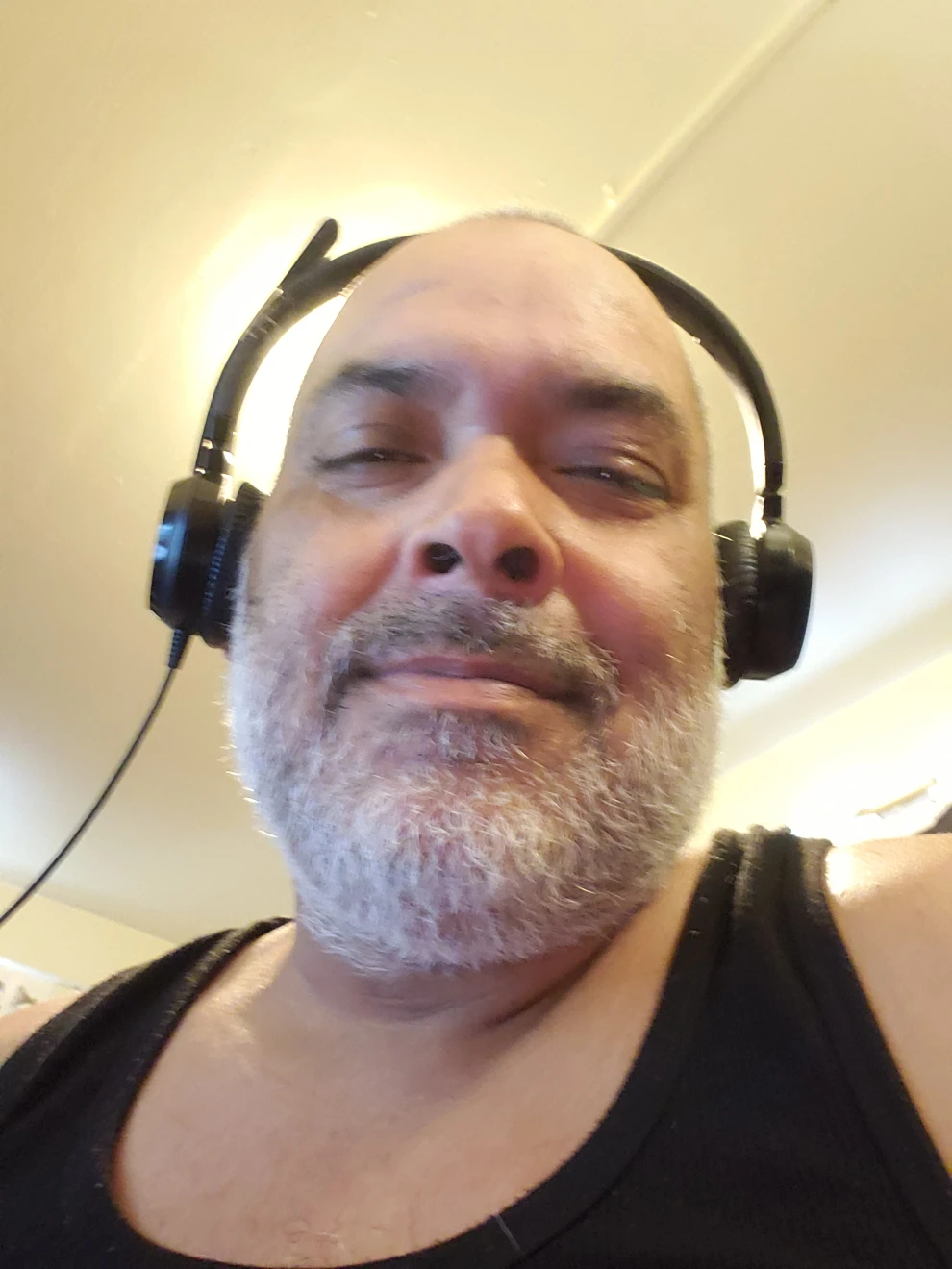 chuck Hernandez profile