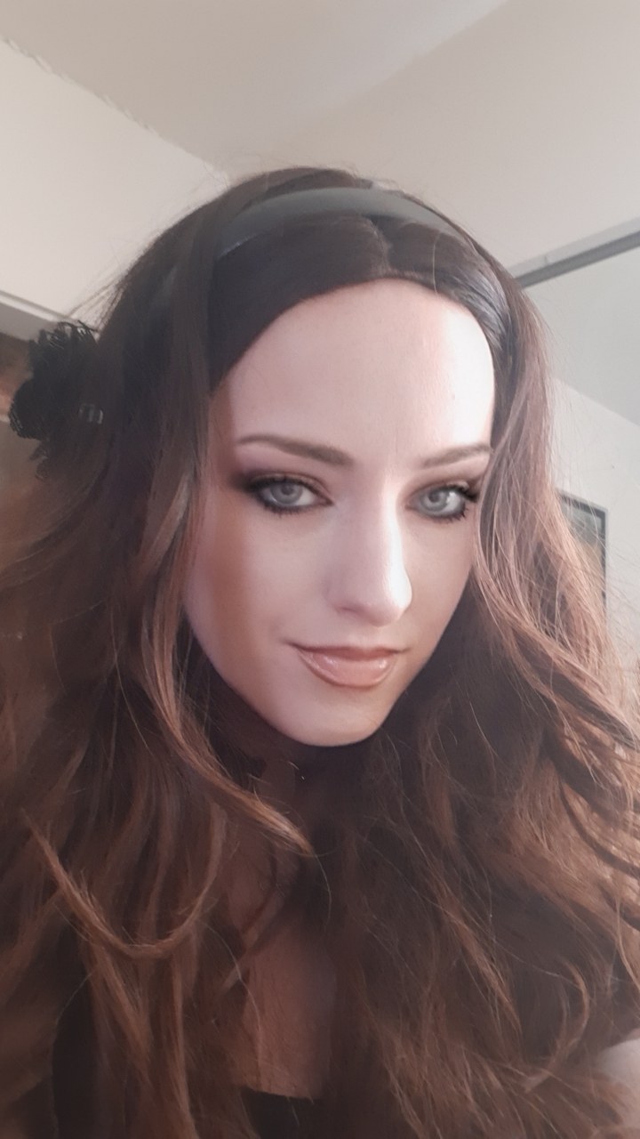 Shelby Urquhart profile