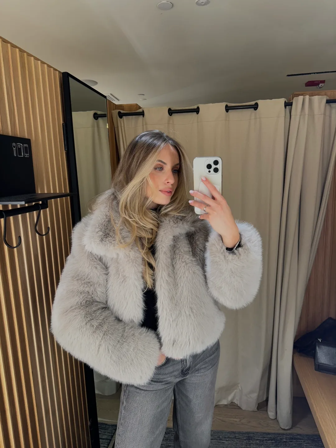 Elina Naidonova profile