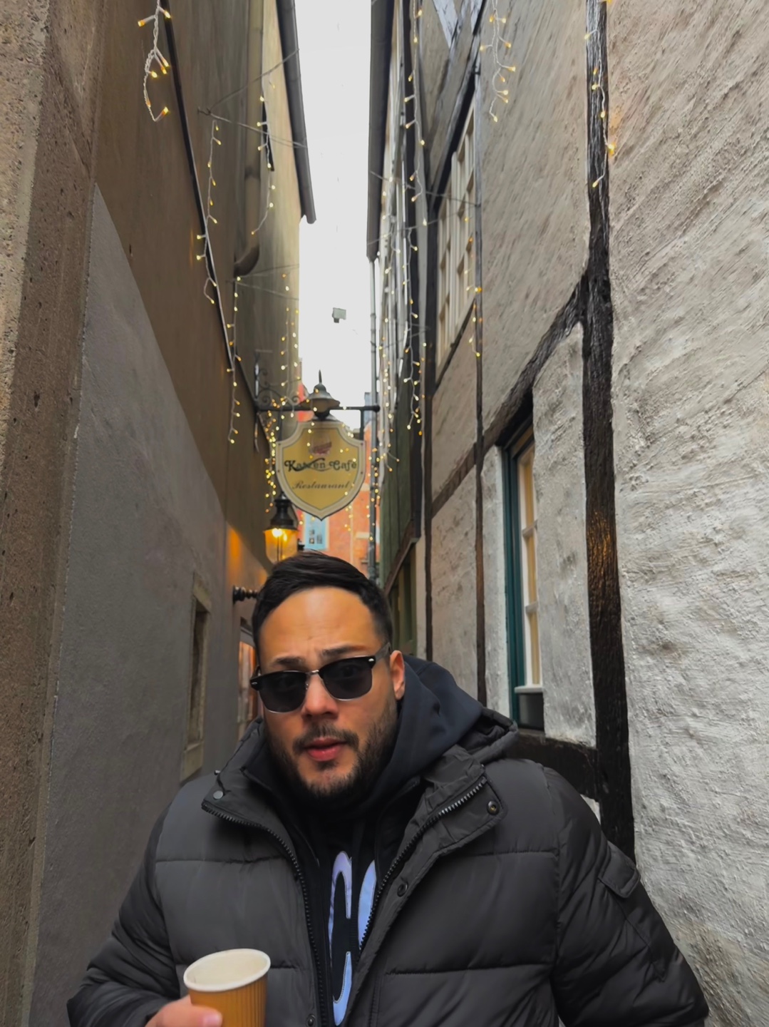 Carlos profile