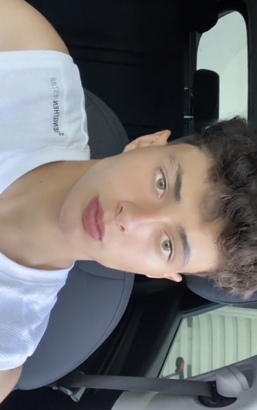 Andre profile