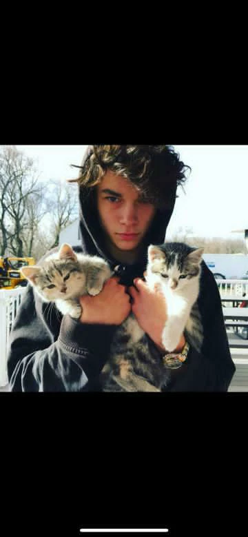 Logan Wiwchar profile