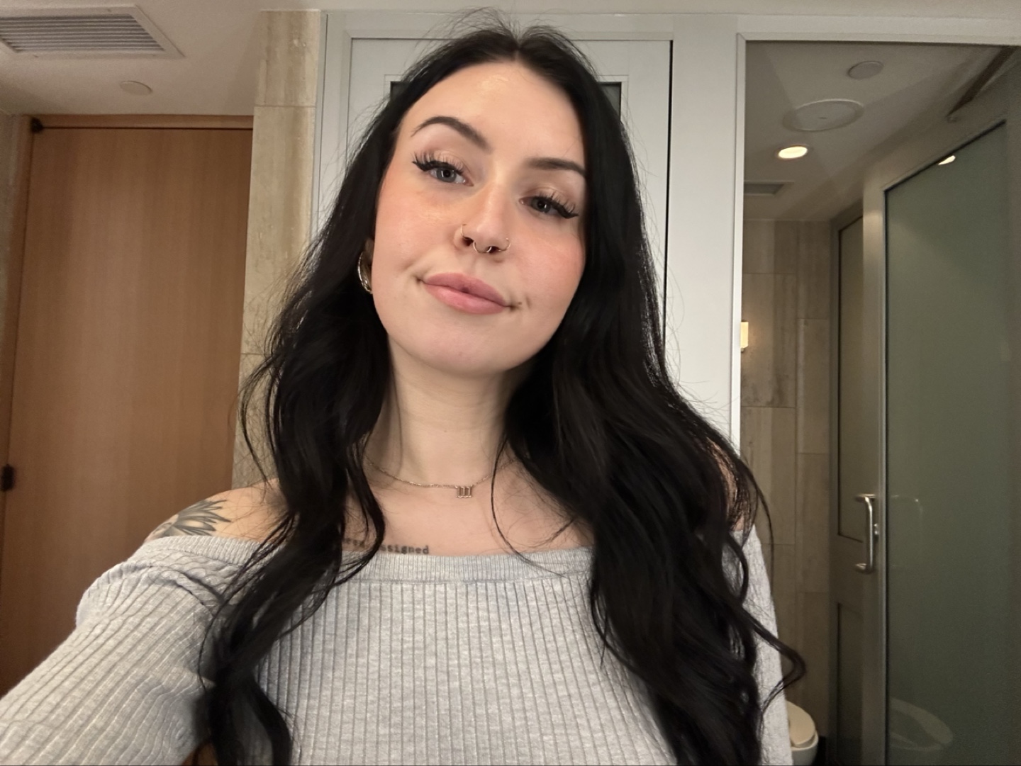 Saskia profile