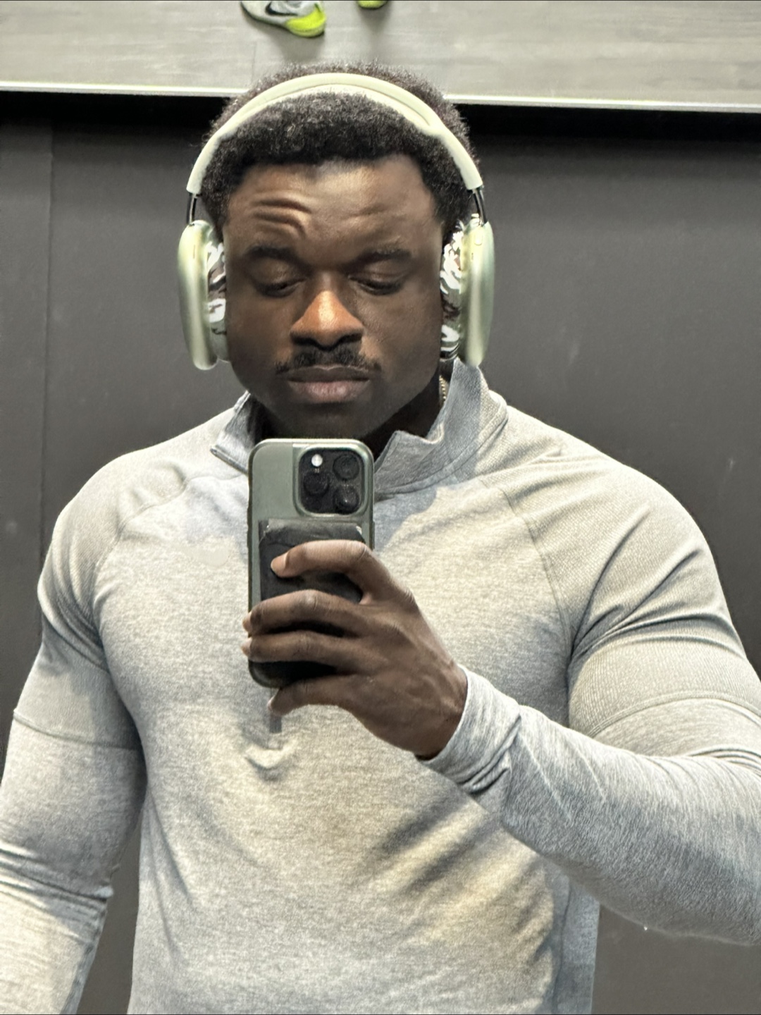 James Laurent profile