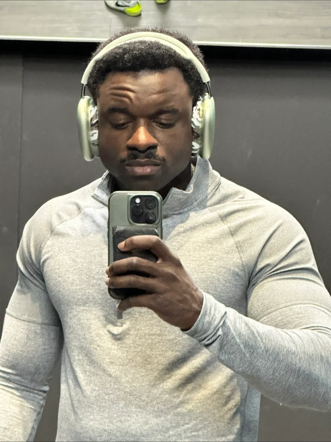 James Laurent profile